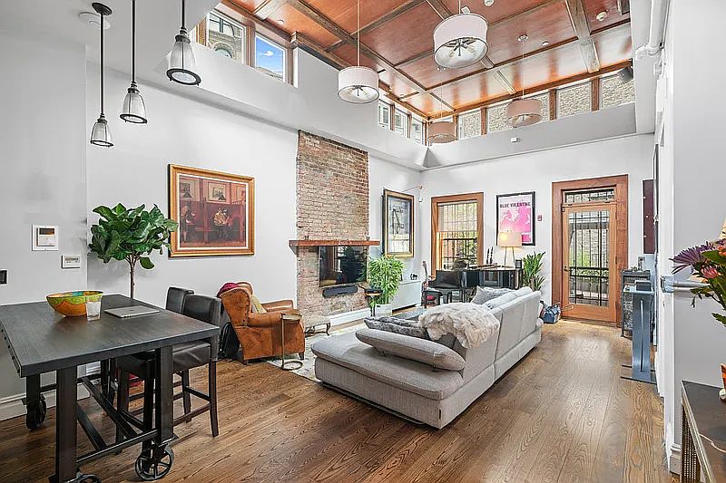 1st image of 868 Broadway Floor 4