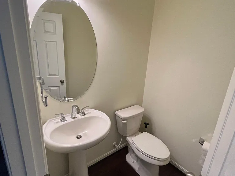 Main floor Bathroom