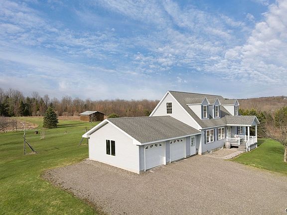 3rd image of 7499 Bonney Hill Rd