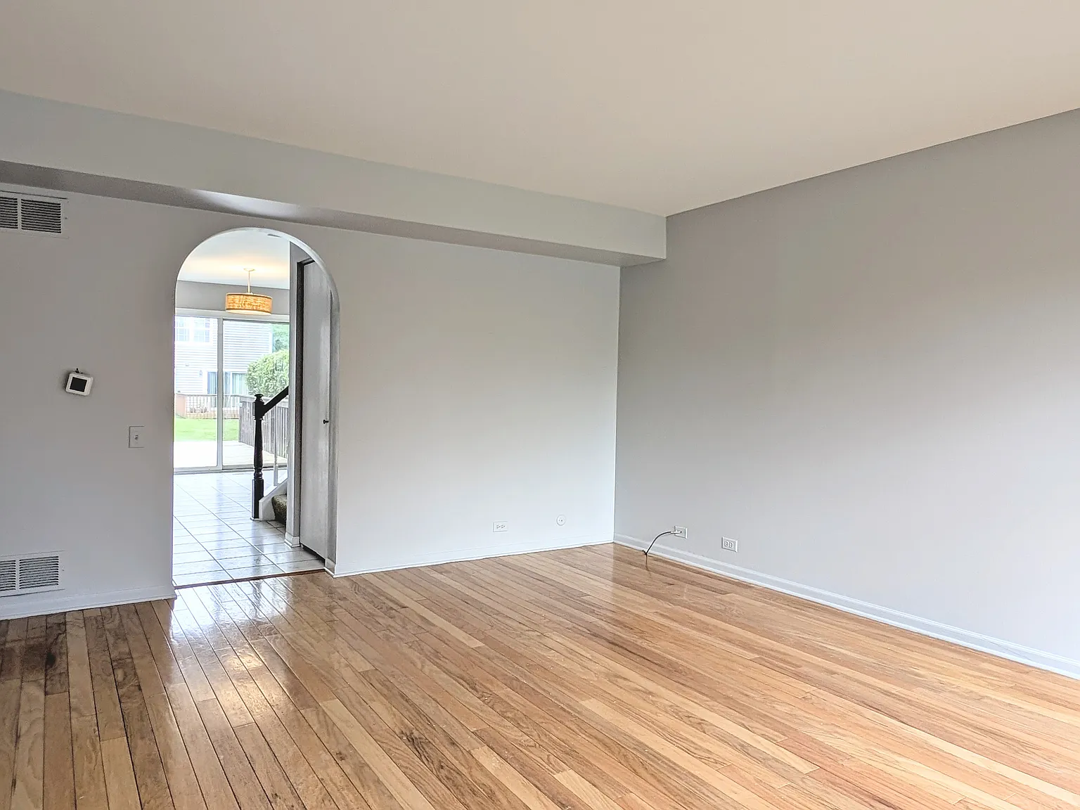 3 bed, 1446 sqft, $2,650 — Photo 2