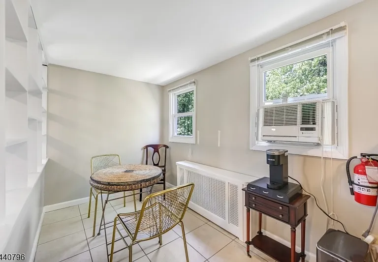 6 Waughaw Rd — Photo 5