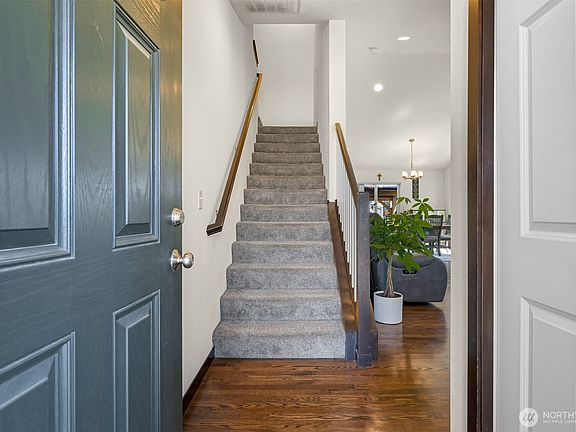 4th image of 2270 Shea Street