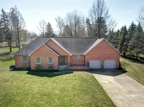 225 Buckeye Rd, Galion, OH 44833