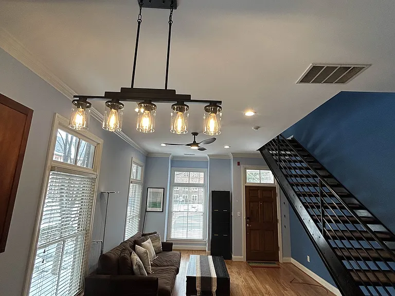 622 N Elm St #H — Photo 7