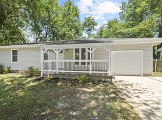 3129 W Farm Road 168, Springfield, MO 65807