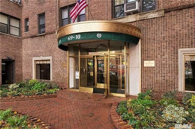 1st image of 6910 Yellowstone Blvd APT 520