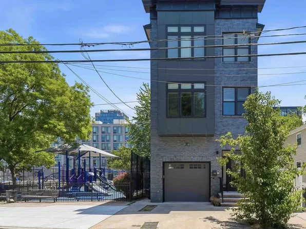 366 Whiton Street image 1 of 34