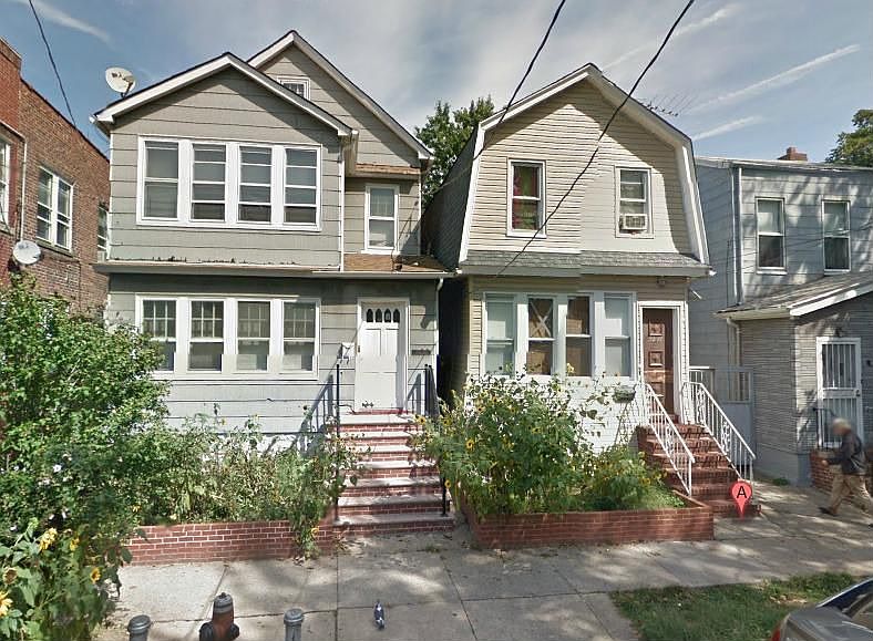 1st image of 9209 104th St