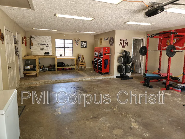 4133 River Hill Dr — Photo 25
