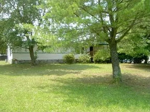 4233 Peachtree Ln, Granite Falls, NC 28630