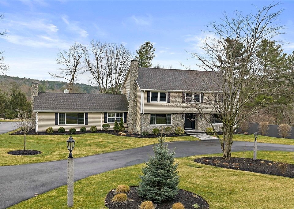 1st image of 49 Algonquin Rd