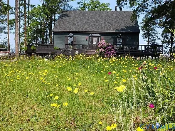 14380 Ridge Rd, Bloxom, VA 23308