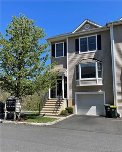 15 Scuppo Rd UNIT 404, Danbury, CT, 06811