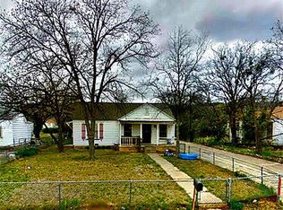 1113 Santa Clara Dr, Brownwood, TX 76801