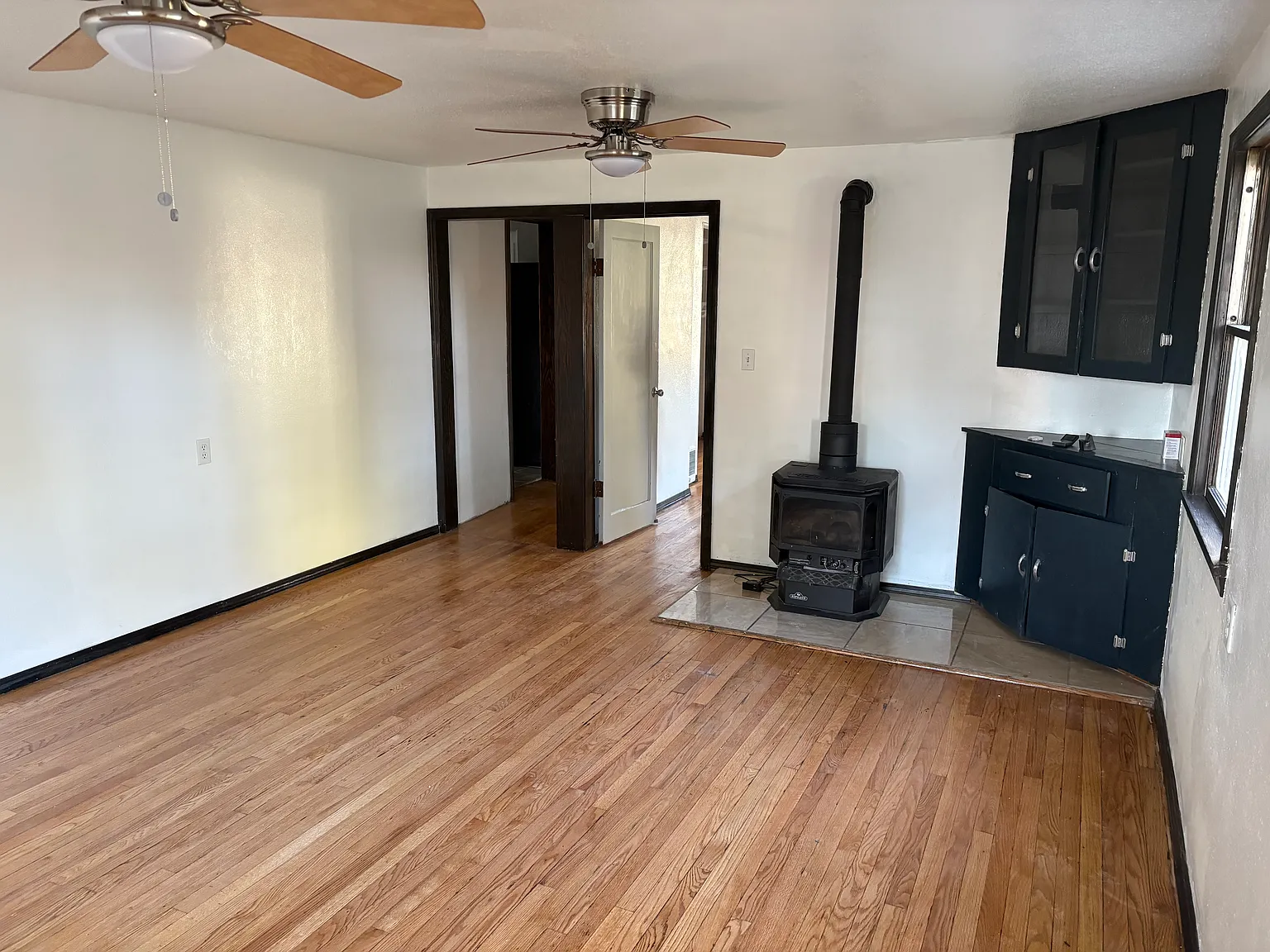 2 bed, 980 sqft, $1,500 — Photo 3