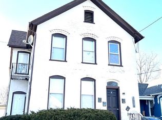 1518 Geneva St, Racine, WI 53404