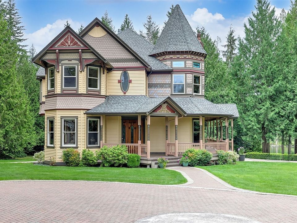 https://photos.zillowstatic.com/fp/86a92e07bdffb6996239ffd40359e594-cc_ft_960.jpg