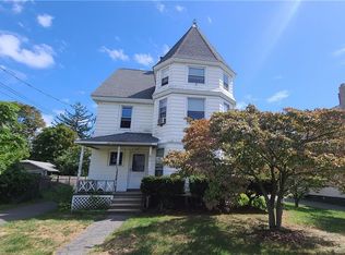 72 Sutton Ave, Stratford, CT 06615