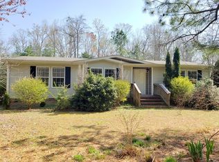 506 White House Ln, Center Cross, VA 22437