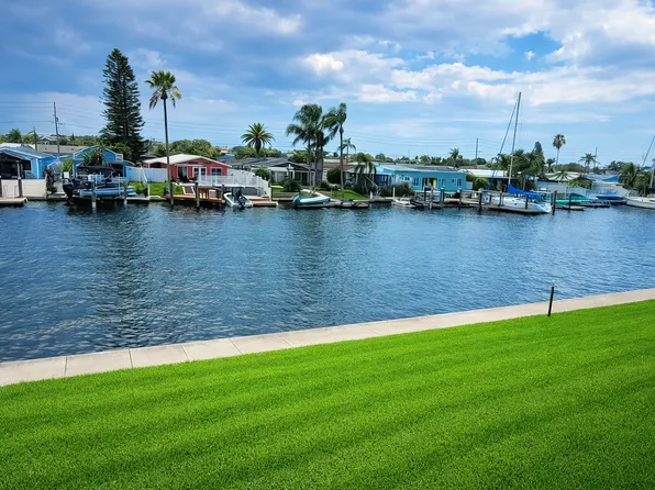 4542 Garnet Dr Unit 204, New Port Richey, FL 34652