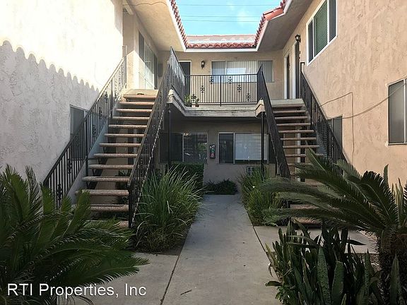 4th image of 3745 Imperial Hwy #B