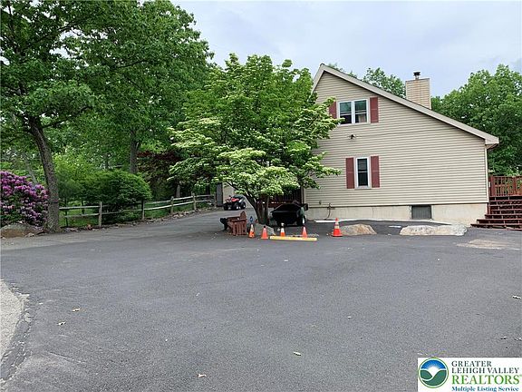 2nd image of 3205 Ely Ct