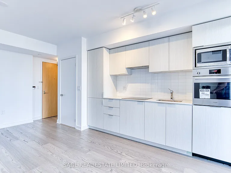 11 Wellesley St W #2613 — Photo 6