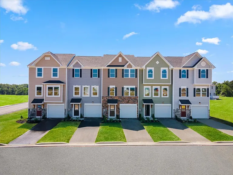 Model Home Pic