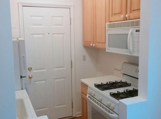 583 W Deming Pl, Chicago, IL 60614