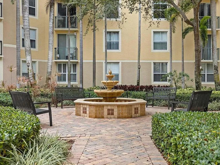 780 S Sapodilla Ave #412 — Photo 17