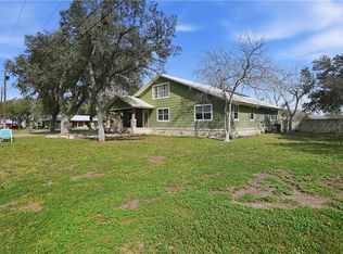 408 Grace St, Orange Grove, TX 78372