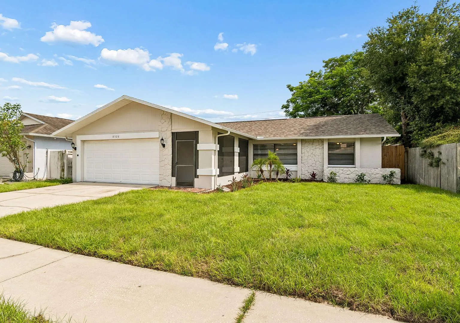 8526 Huntsman Ln — Photo 1