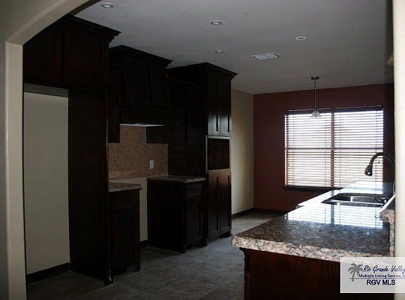 5th image of 5367 Nicholstone St