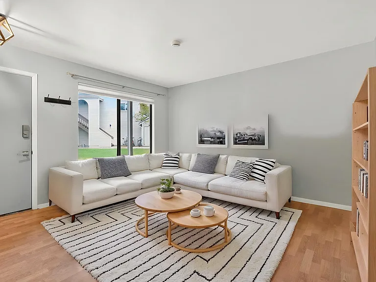 5550 Stonewall Pl #22 — Photo 4