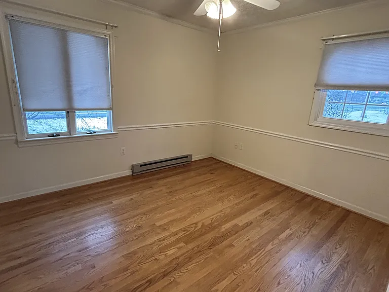 8509 Winchester Ave — Photo 11