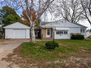 5135 Asbury Rd, Dubuque, IA 52002