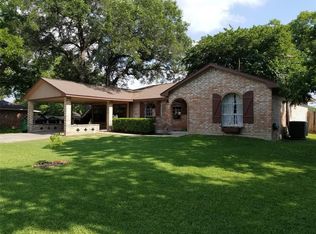 206 San Saba St, Richwood, TX 77531