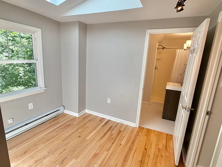 7104 Triad Way — Photo 12