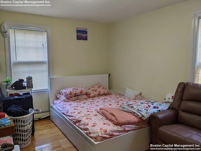 464 Highland Ave #1 — Photo 4