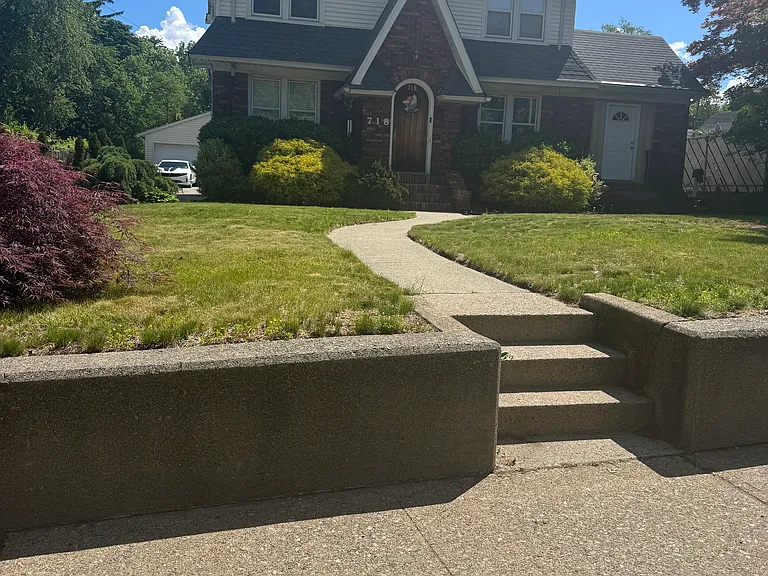 718 Holy Cross Way #1 — Photo 1