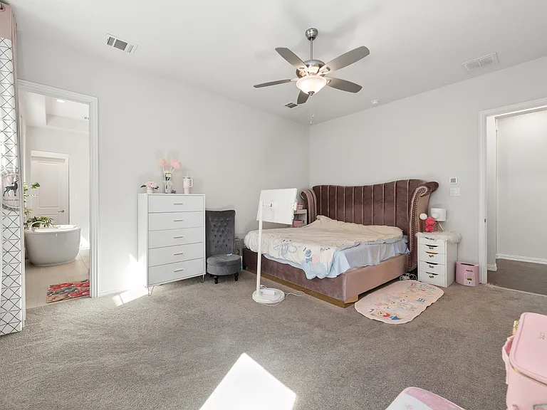 7108 Royal View Dr — Photo 30