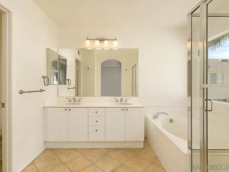 3081 W Canyon Ave — Photo 12