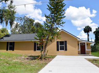 1309 Camp Ave, Mount Dora, FL 32757