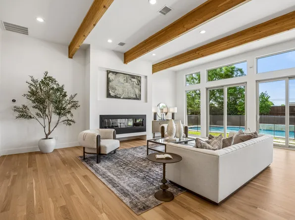 4452 Sugar Mill Rd, Dallas, TX 75244