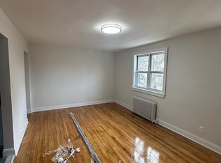 67-65 223rd Pl #2, Oakland Gardens, NY 11364