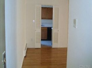 124 S Park Ave APT 3S, Rockville Centre, NY 11570