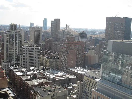 Rented by Luxury Property Group | media 43