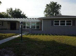 512 Glen Oak Rd, Venice, FL 34293