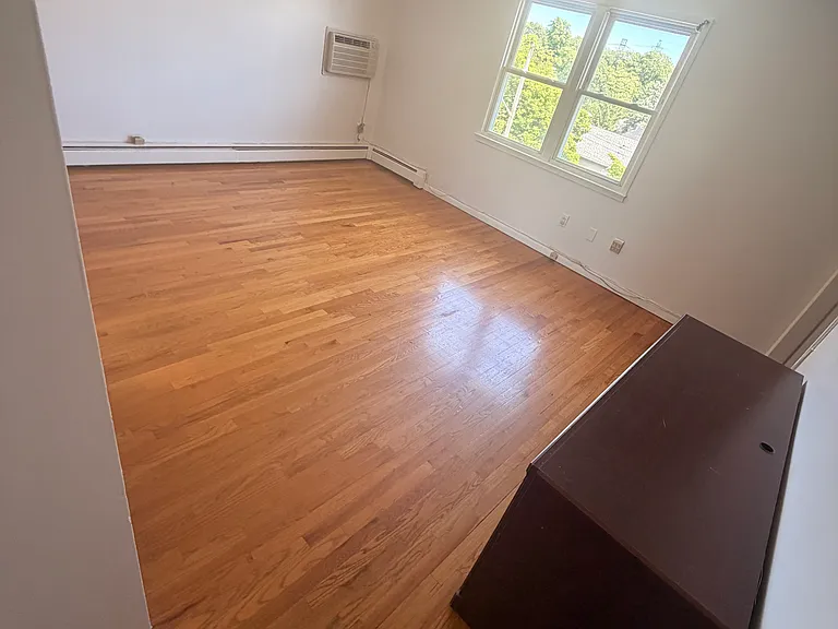 5 Bryn Mawr Pl #1 — Photo 7