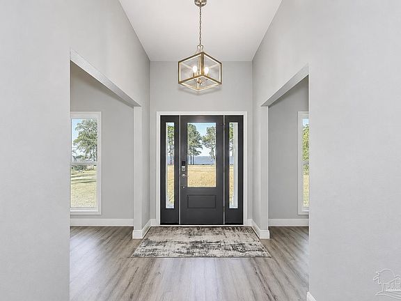 3rd image of 22 Paradise Palm Cir